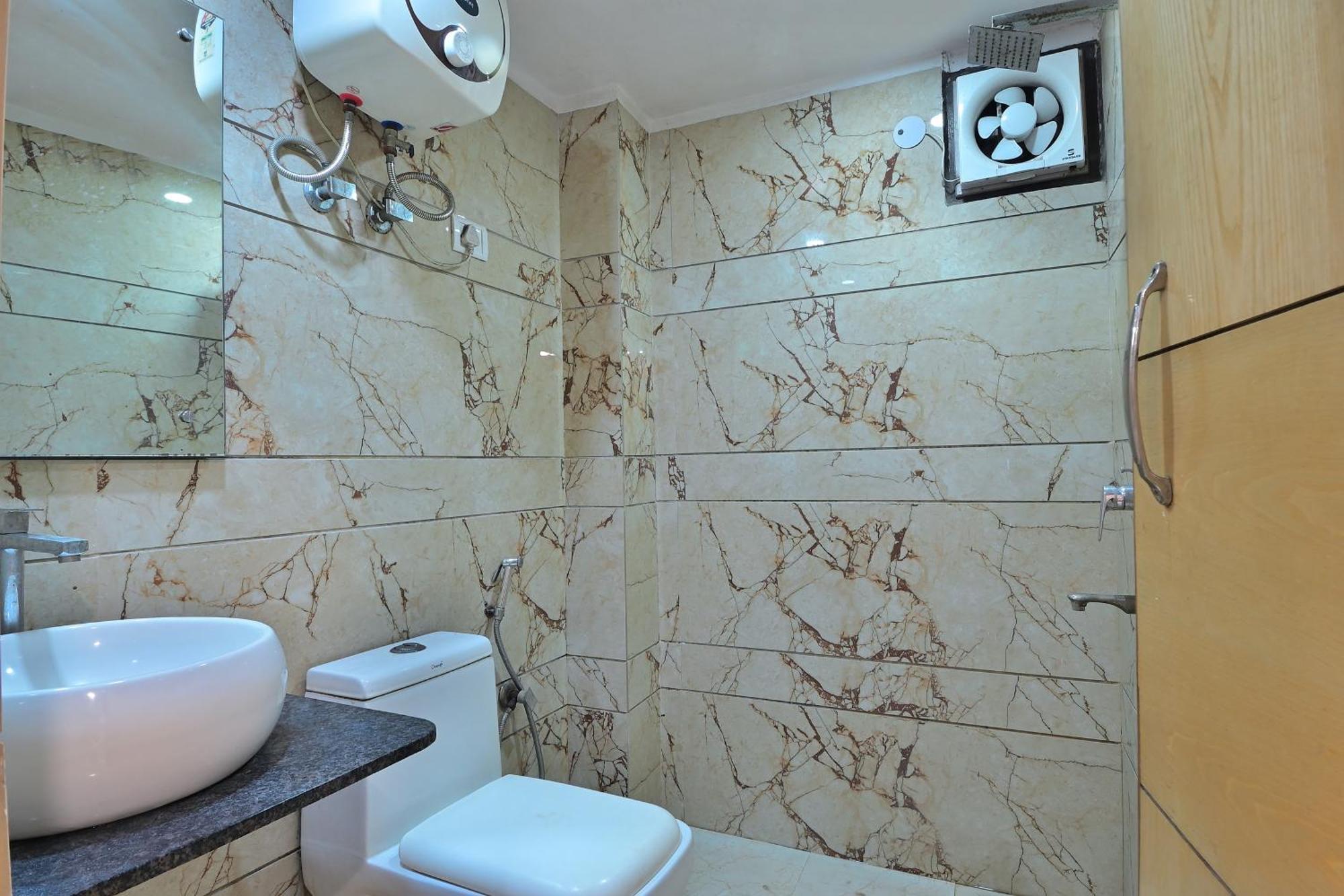 Hotel Glow Inn Paharganj-3 Mins Walk From New Delhi Railway Station Экстерьер фото
