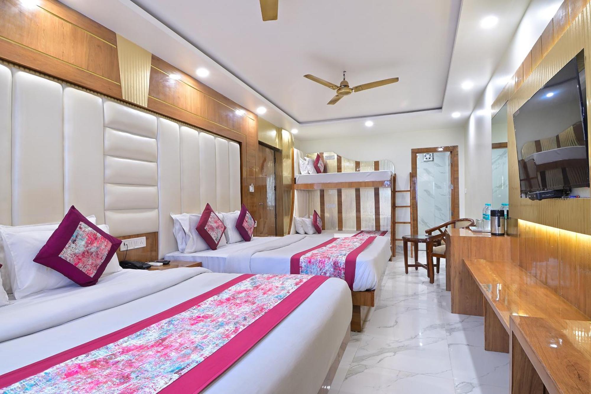 Hotel Glow Inn Paharganj-3 Mins Walk From New Delhi Railway Station Экстерьер фото