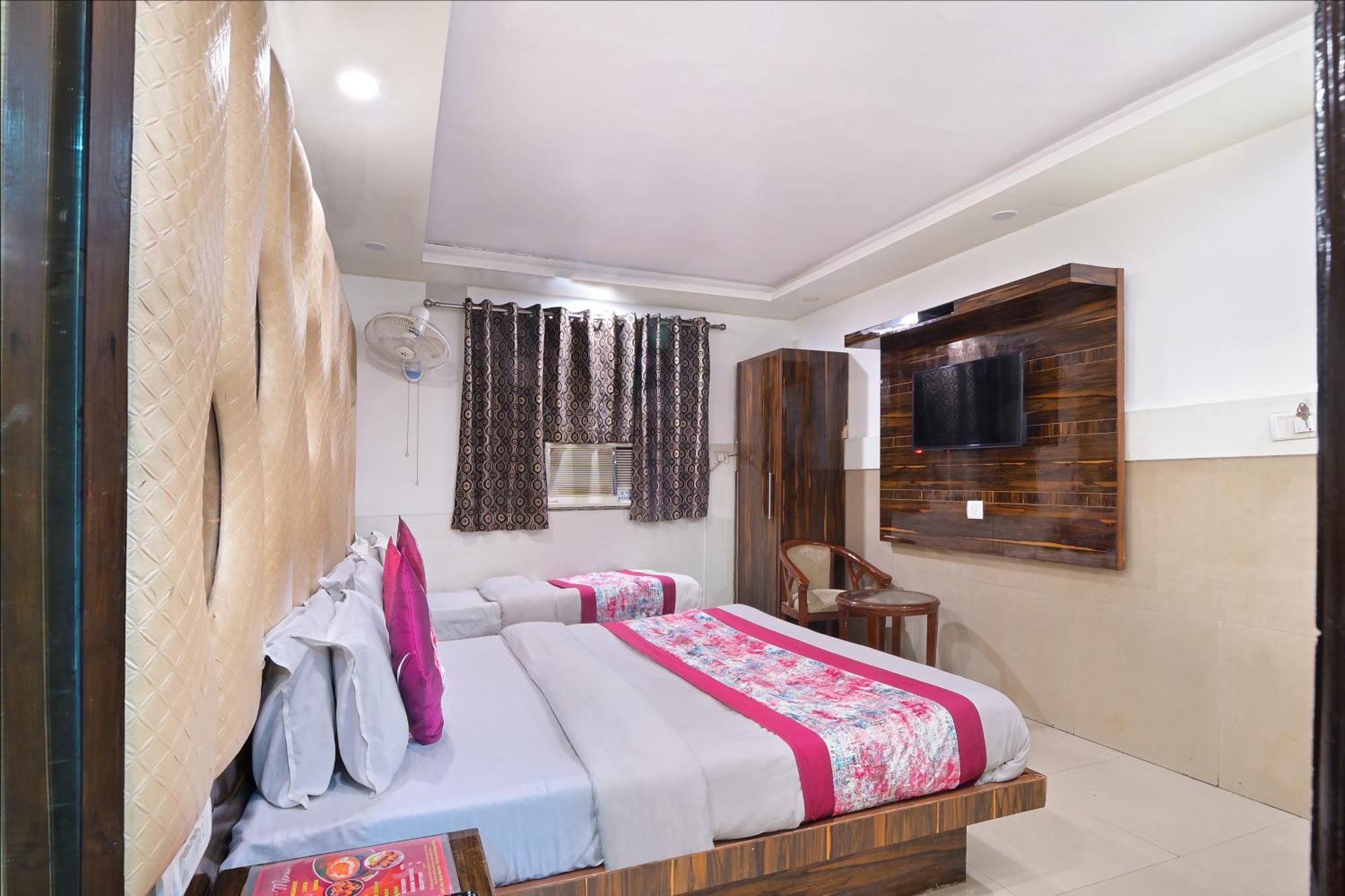Hotel Glow Inn Paharganj-3 Mins Walk From New Delhi Railway Station Экстерьер фото