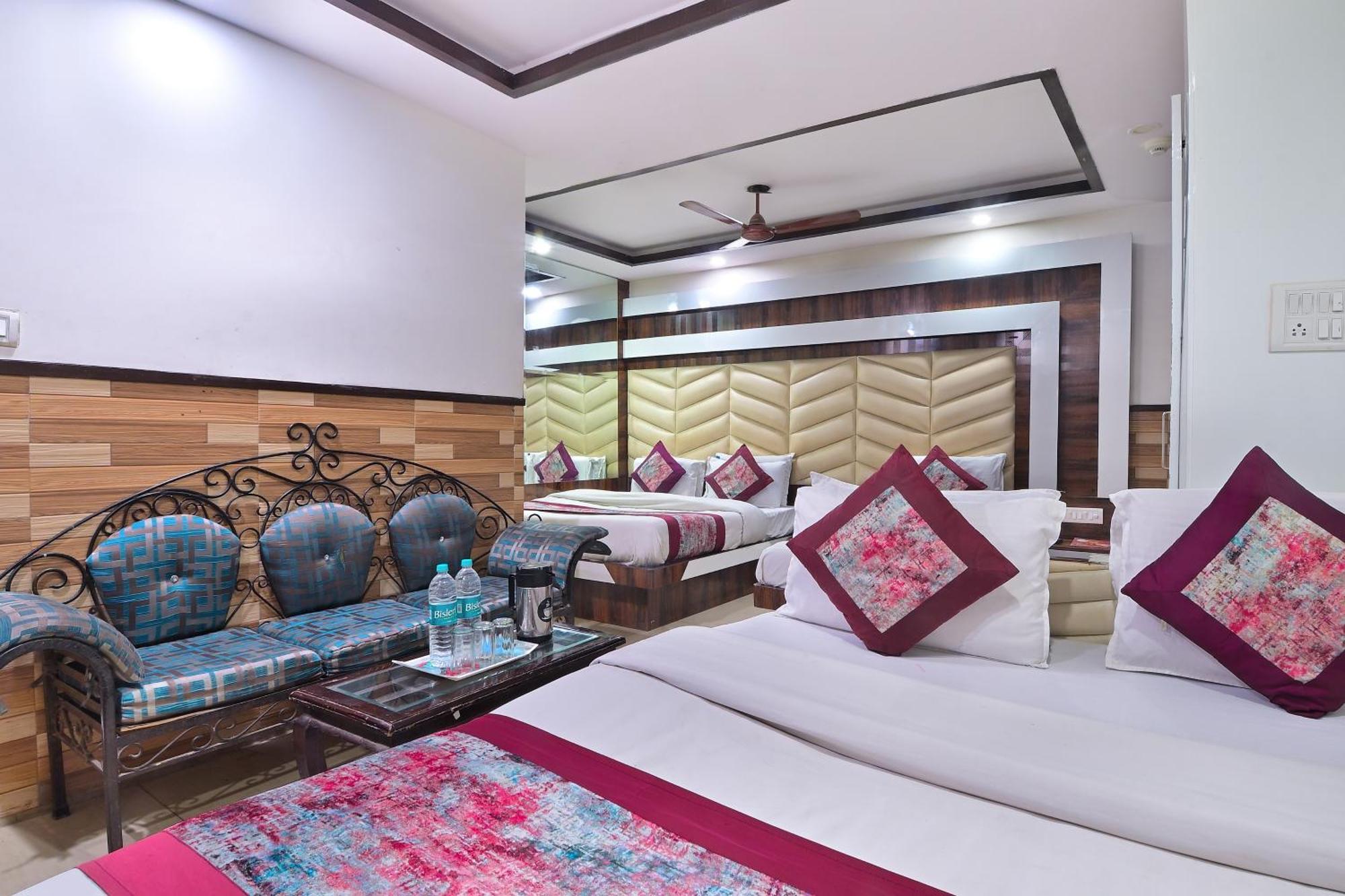 Hotel Glow Inn Paharganj-3 Mins Walk From New Delhi Railway Station Экстерьер фото