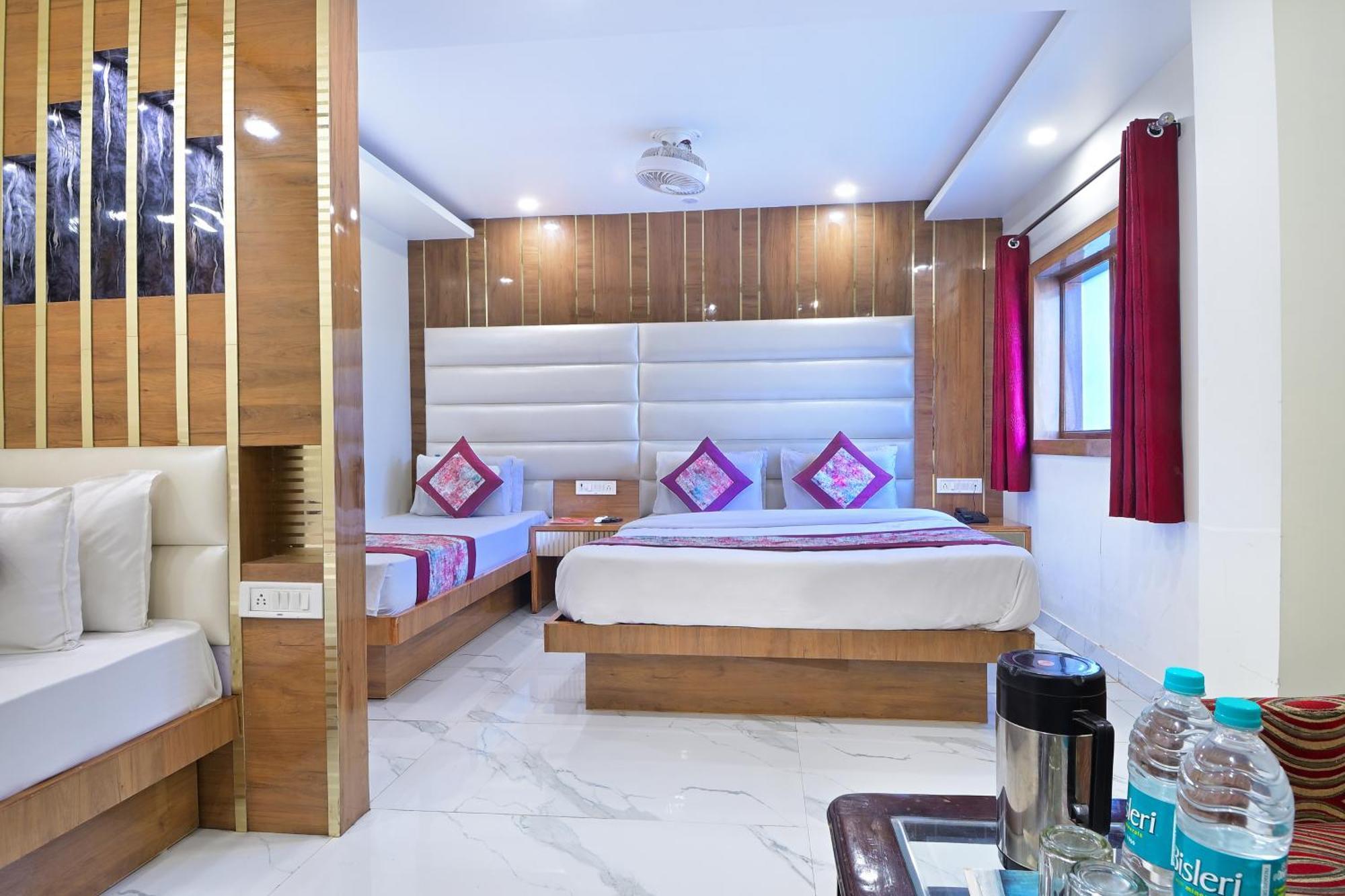 Hotel Glow Inn Paharganj-3 Mins Walk From New Delhi Railway Station Экстерьер фото
